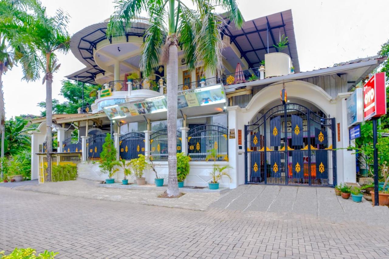 Oyo 3088 Green Valley House Senggigi Exteriör bild